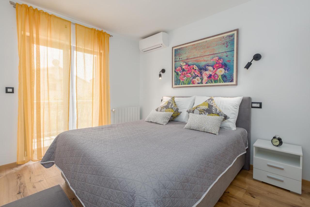 Es Residence Rovinj Bagian luar foto