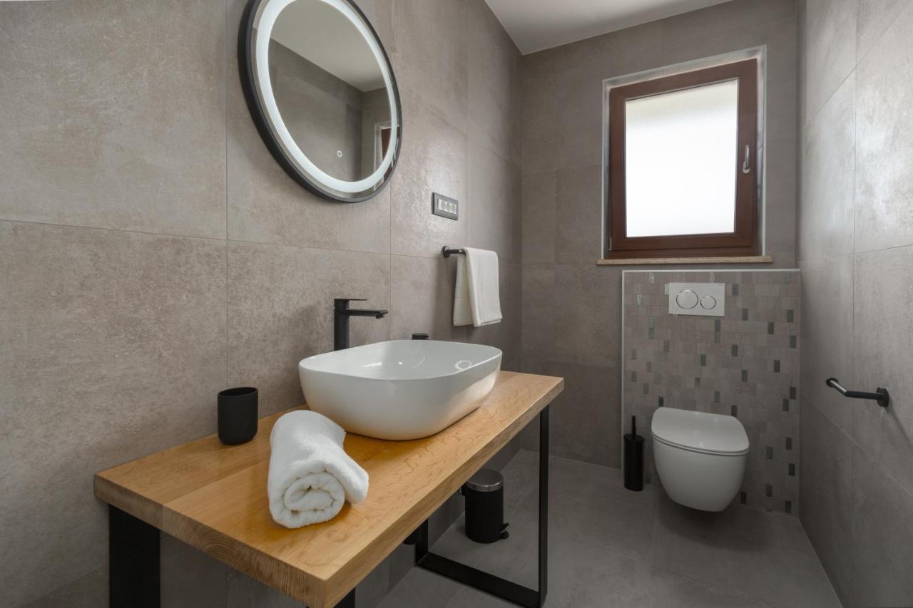 Es Residence Rovinj Bagian luar foto